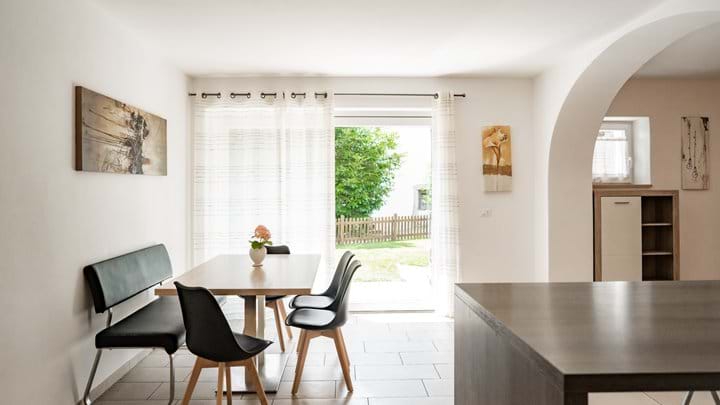 Deluxe Apartment 6